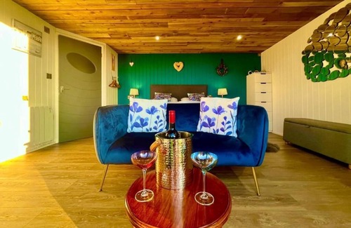Aberaeron Cabin | The Pod & Cwtch Luxury accommodation