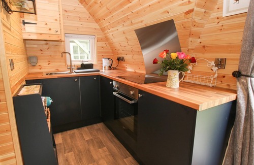 Halfway House Cottage | THE POD, pet friendly, character holiday cottage in Minsterley