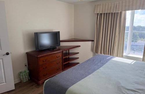 Florida Center Apartment | The Point Hotel & Suites - 604 Luxury - Close to Universal - Attraction Views near Orange County Convention Center