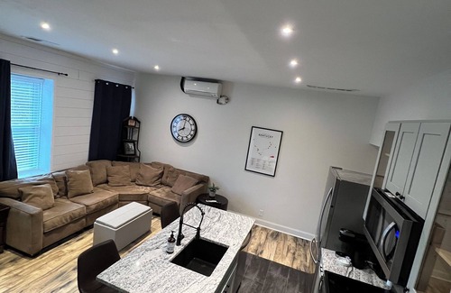 Clifton Apartment | The Point is a spacious and completely renovated one bedroom apartment.