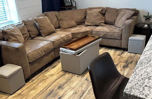 Clifton Apartment | The Point is a spacious and completely renovated one bedroom apartment.