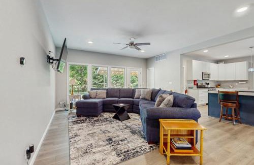 Union Pier House | The Point on Williams Court