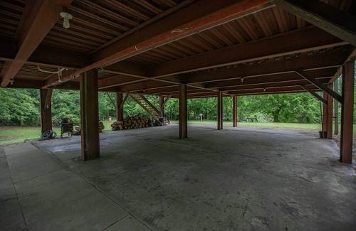 Columbus House | The Poker Club on the Island