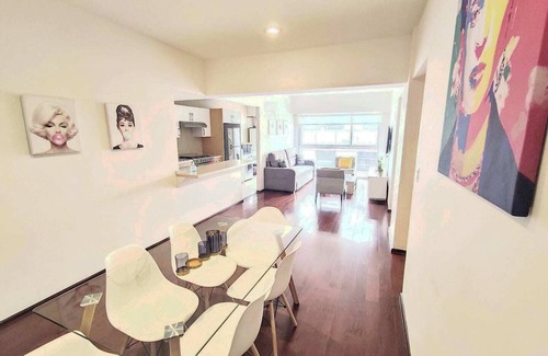 Miguel Hidalgo Apartment | The Polanco Signature–Curated 2BR w/Top Amenities Pool, Gym, Paddle, Rooftop, High-speed WiFi