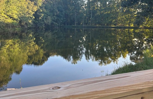 Lawndale House | The Pond House – Peaceful Farm Retreat in Cleveland County, NC