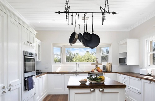 Glenquarry House | The Ponds, country views as far as the eye can see 10 minutes to Bowral