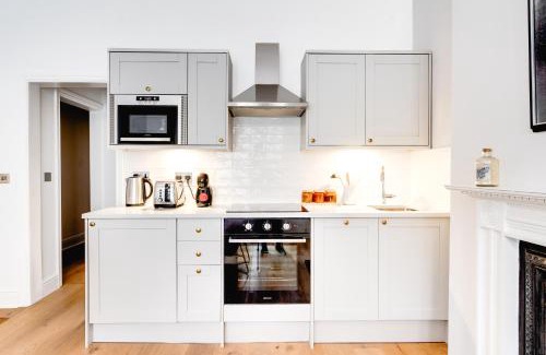 Pontcanna Apartment | The Pontcanna Sapphire 2-Bed Haven