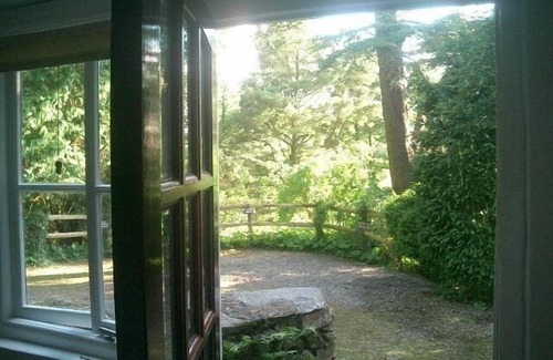 Machynlleth Cottage | The Pool Cottage