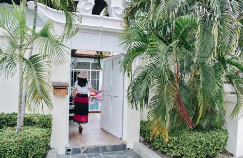 Pratumnak Hill Villa | The Pool House Pattaya No.8