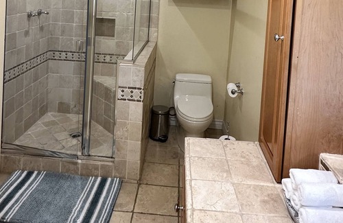 Anaheim Resort House | The Pool House Retreat