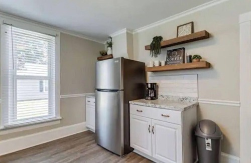 Chapel Hill House | The Porch near Henry Horton- 3 Bedroom Home
