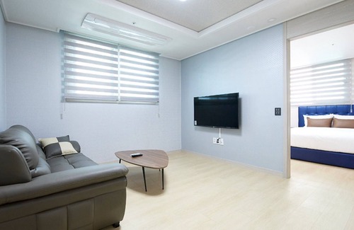 Choryang Apartment | The Port Hotel Busan