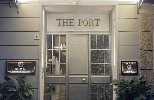 Livorno House | The Port Residence