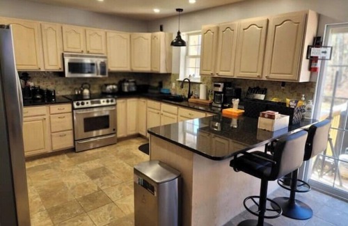 Reeders House | The Porter Estates Welcomes you.n