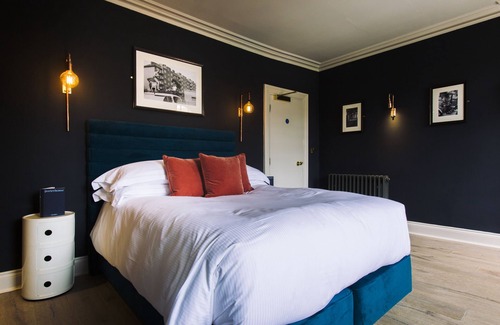 Oxford Bed & Breakfast | The Porterhouse Grill & Rooms