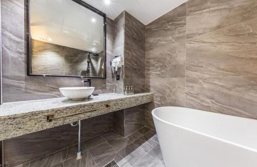 Jongno Hotel | The Post Hotel