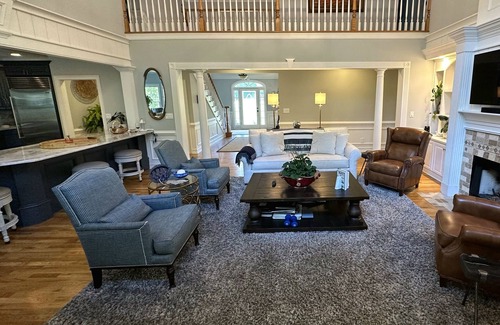 Fayetteville House | The Potter's Home House on Five Acres close to Trilith studios, Senoia and PTC