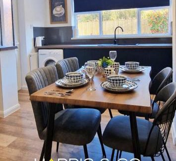 Poulton-le-Fylde Villa | The Poulton Paradise