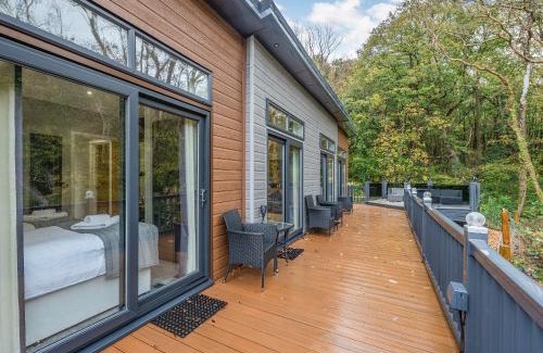 Felinfach House | The Powys Lodge