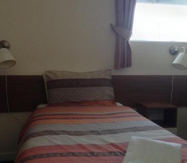 Morpeth Bed & Breakfast | The Premier Lodge