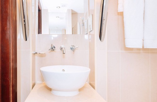 Bayswater Hotel | The Premier Notting Hill