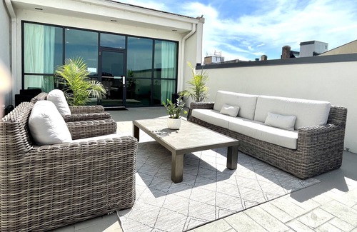 West Main Historic District Condo | The PRES@The 713! Penthouse Suite with private rooftop patio, on Bourbon Trail!