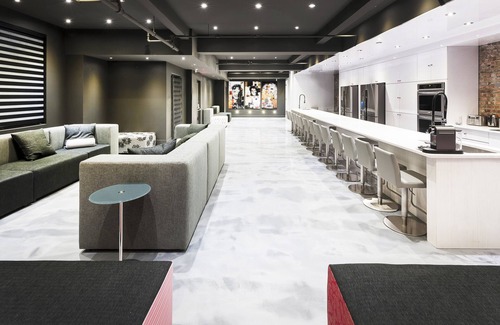 Downtown Montreal Apartment | THE PRESIDENTIAL LOFT | Holland Hotel