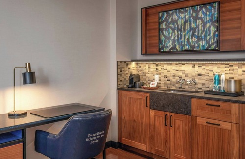 Downtown Portland Hotel | The Press Hotel, Marriott Autograph Collection