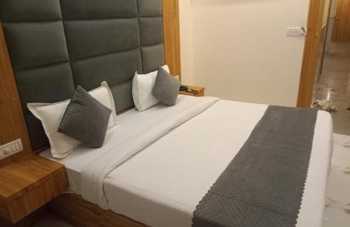 Mahipalpur Hotel | The Prime Raj