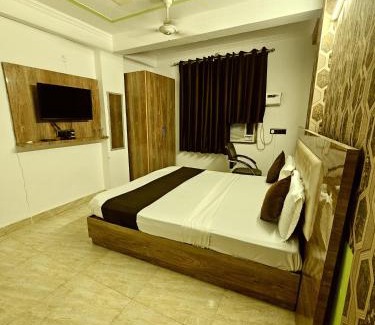 Mahipalpur Hotel | The Prime Raj