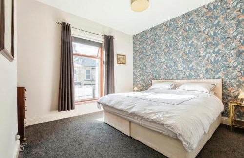 North Bitchburn Apartment | The Prince's Eyrie - Spacious, comfy and cosy