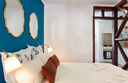 Principe Real Apartment | THE PRINCELING'S GETAWAY
