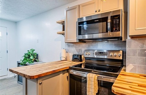 University Heights Apartment | The Princeton Suite 12- Studio | 1 Bed, 1 Bath