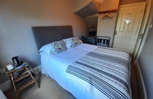 Stretton Sugwas Bed & Breakfast | The Priory