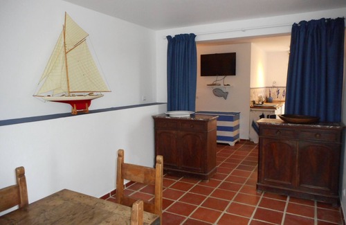 Lourinha Apartment | THE WORKSHOP OF THE PAINTER