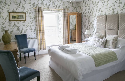 Feetham Hotel | The Punch Bowl Inn