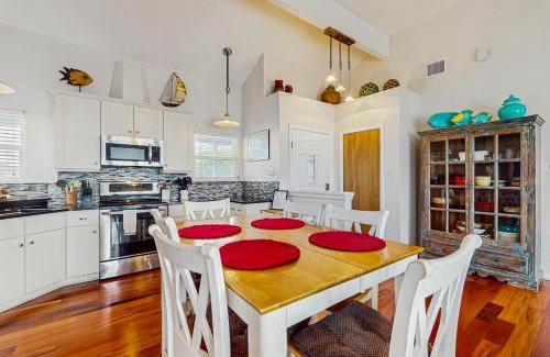Rockport House | The Purple Beach House