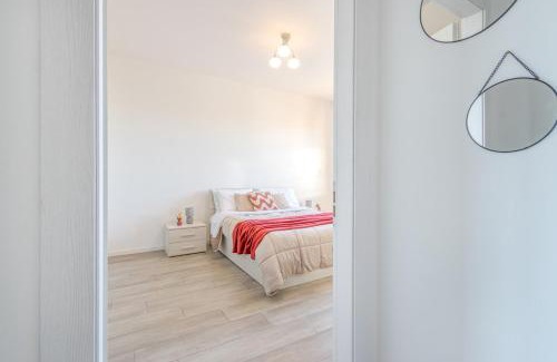 San Faustino-Madonnina-Quattroville Apartment | The Purple House between Modena and the Ferrari Museum