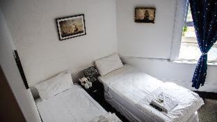 Darling Harbour Hotel | The Pyrmont Budget Hotel