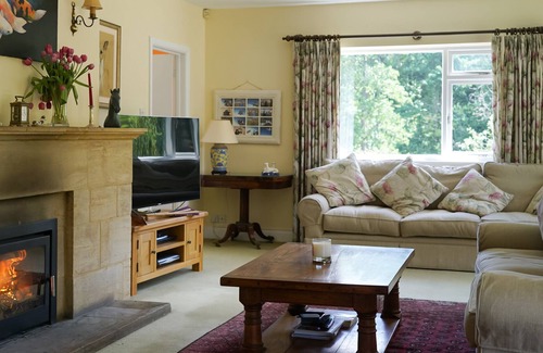 Langport House | THE QUACKERY, pet friendly, luxury holiday cottage in Langport