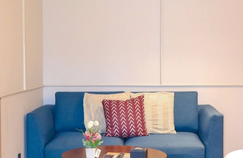 Ploenchit Hotel | The Quart Ruamrudee by UHG