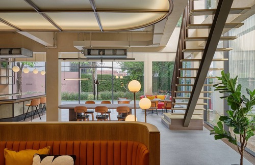 Phra Khanong Hotel | The Quarter Onnut by UHG