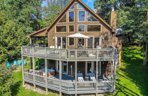 Paradise Point House | The Quarterdeck