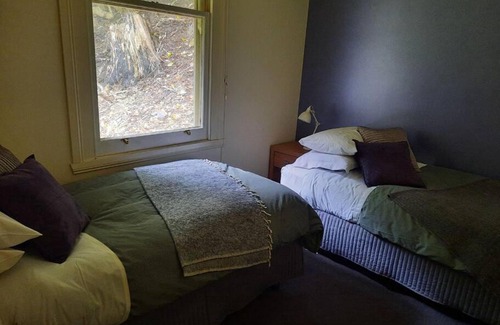 Walhalla House | The Quarters at Windsor House Walhalla