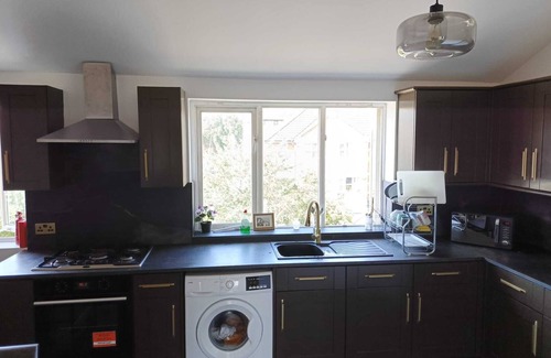 Evelyn House | The Quayside Retreat