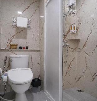 Phra Khanong Hotel | The Qube fifty Hotel