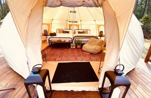 Lincolnton Cabin | The Queen BEE (Tent)