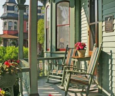 Cape May Bed & Breakfast | The Queen Victoria