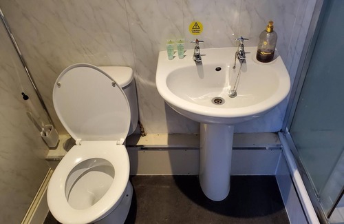 Acomb Hotel | The Queens Arms Hotel
