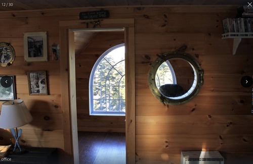 West Tremont House | THE QUIETSIDE “LIGHTHOUSE”, OCEAN VIEWS. SURROUNDED BY ACADIA NATIONAL PARK!